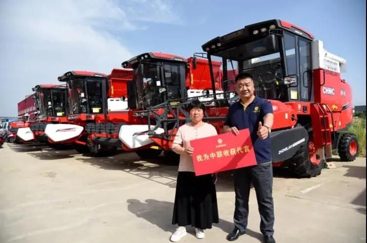 尤美玲：經(jīng)濟(jì)效益高是用戶(hù)搶購(gòu)中聯(lián)收獲花生機(jī)的原因