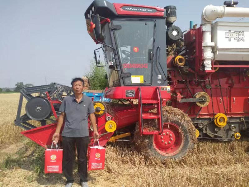 中聯(lián)收獲“紅”動麥田，助力機收減損，確保顆粒歸倉